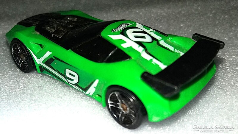 2008. MATTEL - HOT WHEELS - NERVE HAMMER -1 :64 fém kisautó a képek szerint