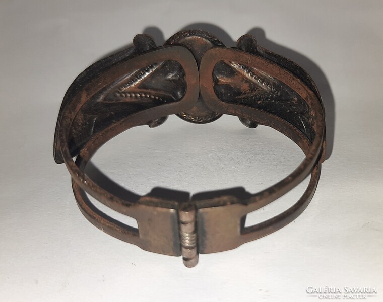 Köves antik karkötő