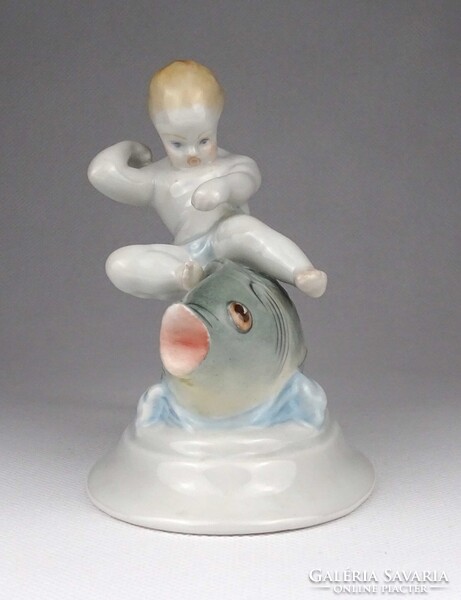 1X651 Halon ülő kisfiú Herendi porcelán figura