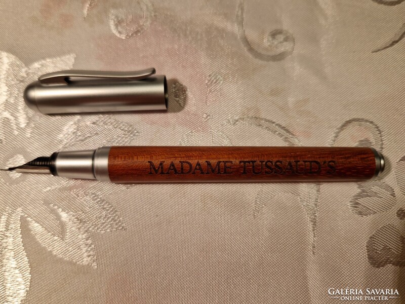 IRIDIUM POINT GERMANY töltőtoll, fa betét, emlék MADAME TUSSAUD'S