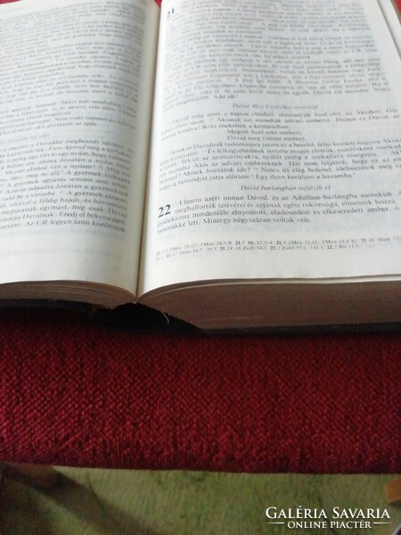 Biblia  ökumenikus fordítás  Budapest 1975.  Nagyon jó állapotú