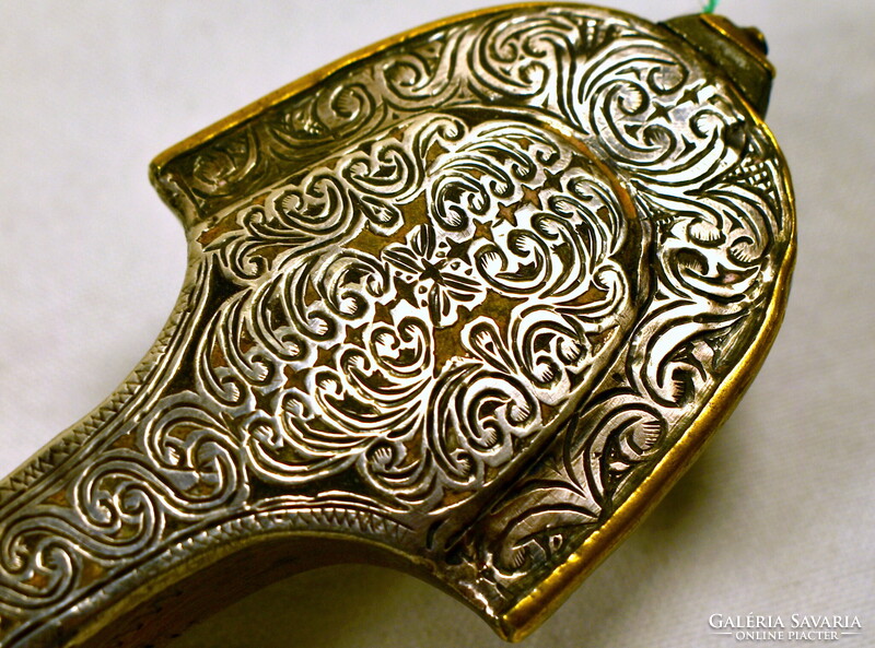 1900 körül ORIENTALISTA - KELETI GÖRBE TŐR EZÜST BERAKÁSOS TOKKAL ÉS MARKOLATTAL !