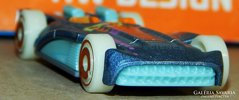 Hot Wheels -- Chevroletor -- hibátlan kisautó -- gyűjteményből !