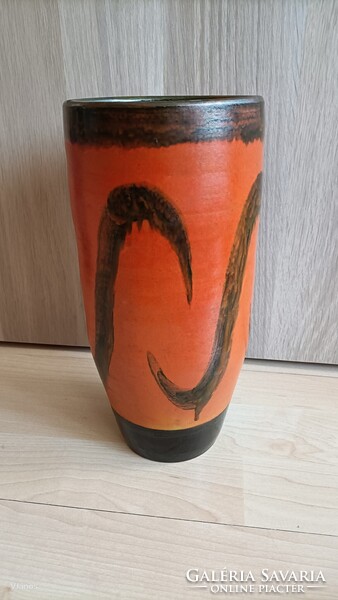 Kerámia váza jelzett