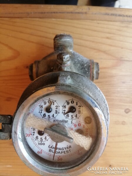 Antik, sárgaréz-öntvény " LÁMPAGYÁR"-i vízóra