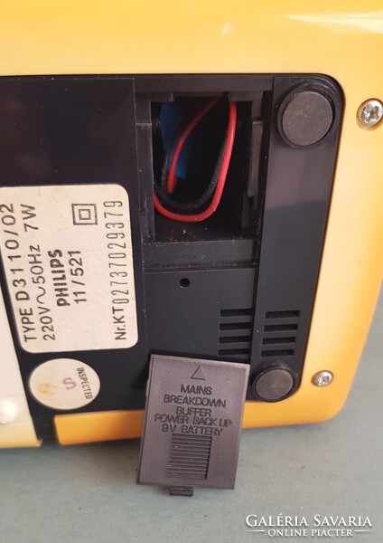 Philips D3110/2 Cube rádiós AM/FM ébresztő óra