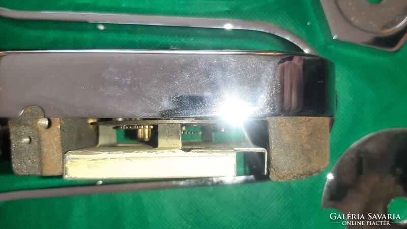 Mofém asztali lámpaóra