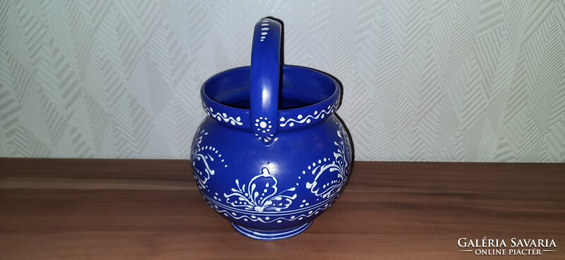 Vermes kerámia kaspó