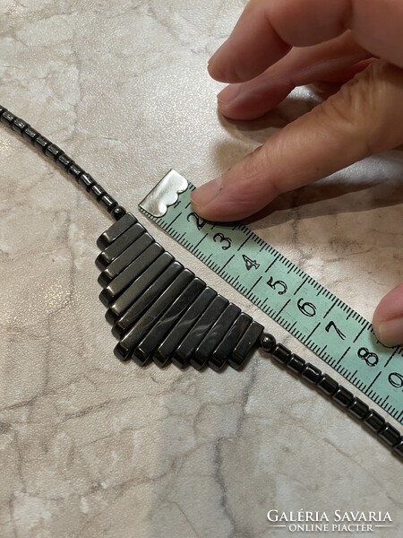 Hematit ásvány gyöngysor medállal