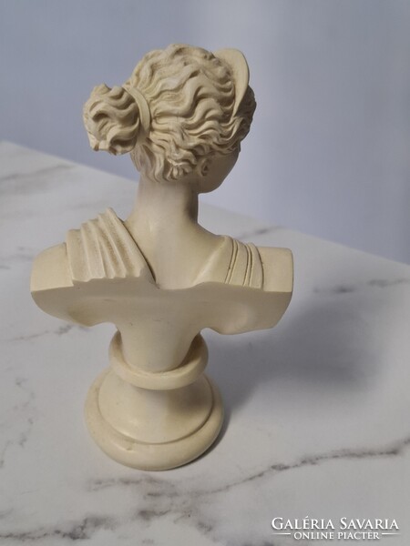 Görög női szobor