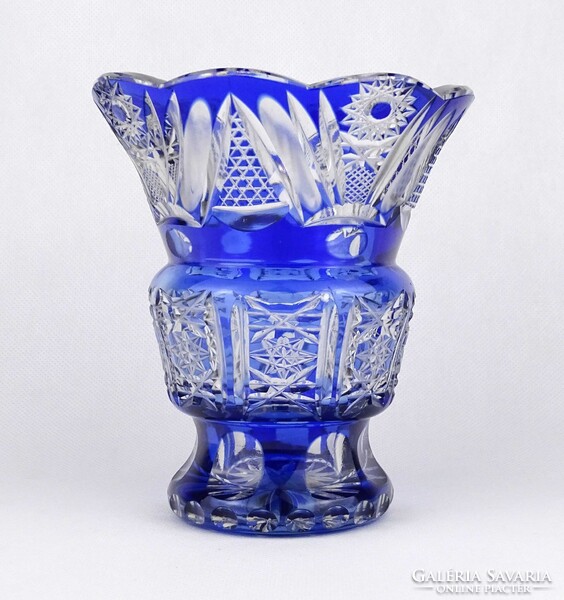 1X662 Régi talpas kék csiszolt kristály váza 16 cm