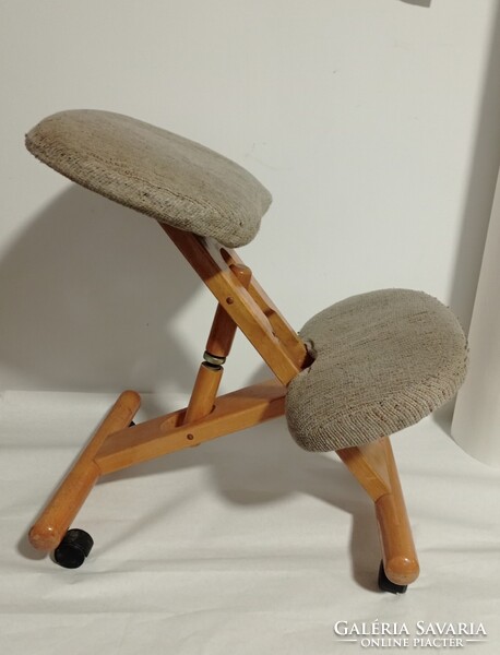 Térdelő szék, térdeplő, kárpitos, egészséges tartás biztosító ülőke