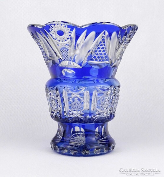1X662 Régi talpas kék csiszolt kristály váza 16 cm