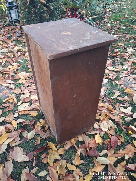 Régi szecesszciós szekrény, éjjeli szekrény