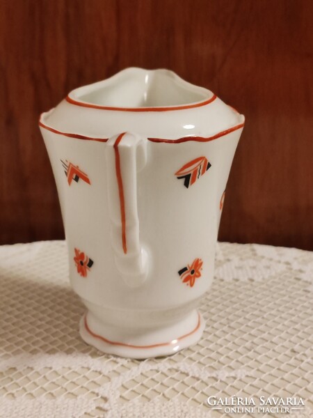 Ritka mintájú Zsolnay kiöntő "selejtes" pecséttel ellátva