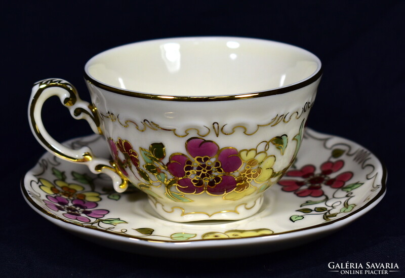 ZSOLNAY PILLANGÓ MINTÁS PORCELÁN KÁVÉSCSÉSZE