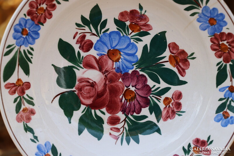 Kispesti kerámia falitányér