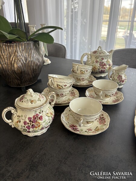 Vadonatúj Zsolnay „Pillangós” étkészlet – teás-, kompótos- és süteménykészlet, gyertyatartó