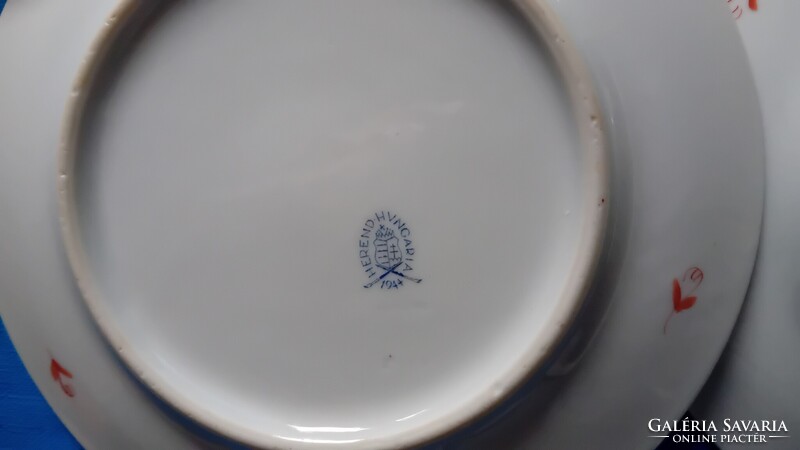 2 Herendi süteményes tányér , tégla színű Apponyi mintával