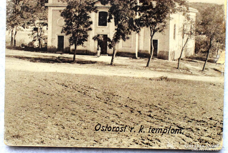 Ostoros - Rom kat templom  - régi fotó képeslap