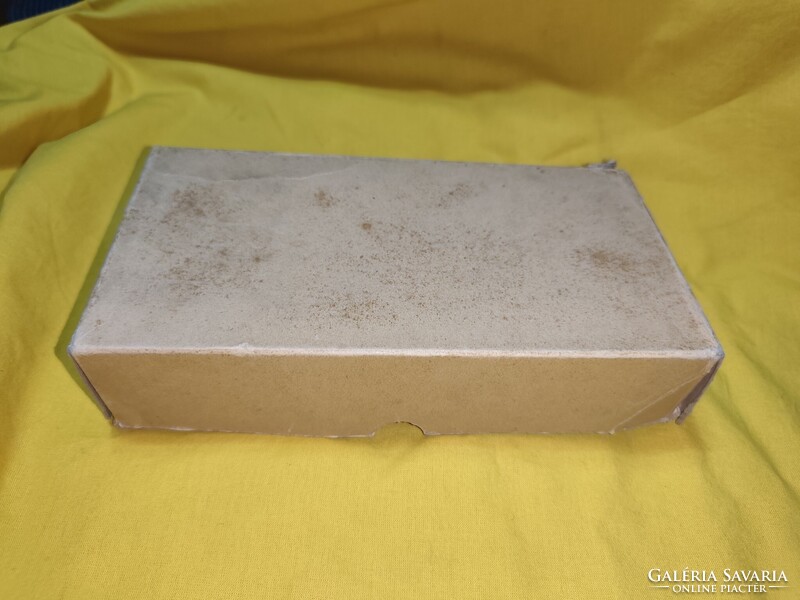 Régi MOM sakkóra eredeti csomagolásban, 60 as évekből