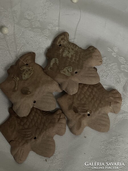 Tündéri egyedi kerámia szélcsengő.