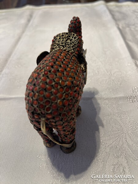 Csodás Kinai szerencse hozó amulett valódi korall és türkisz kövekkel.