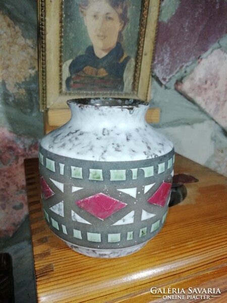 Kerámia váza retro 29. Akció Aukció több száz termék vegye vigye