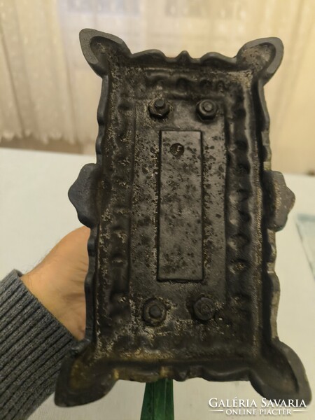 Antik öntöttvas Diótörő mogyoró Törő kutya Szecessziós Art Deco 2,48 kg. Felújított zöld színre !