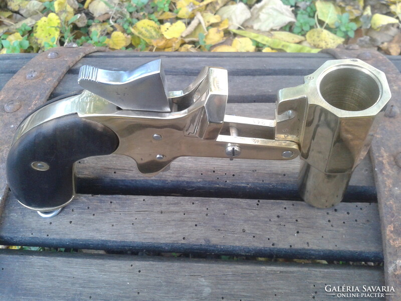 Rakétapisztoly, Jelzőpisztoly