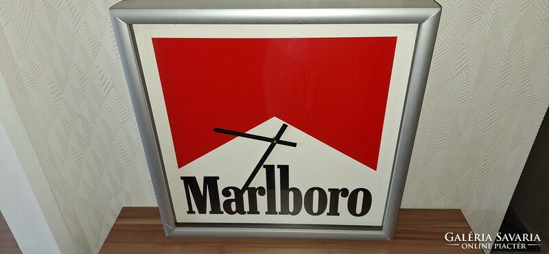 Marlboro retro fali óra