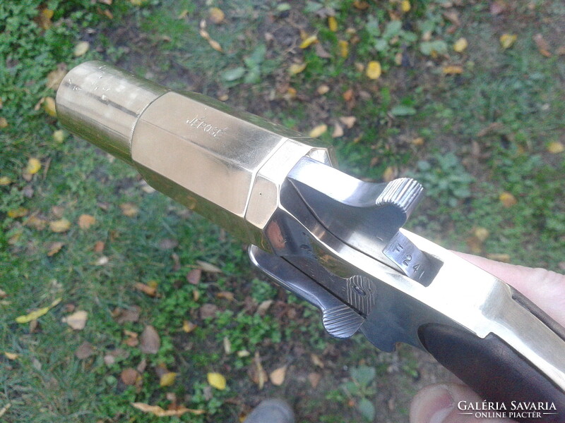 Rakétapisztoly, Jelzőpisztoly