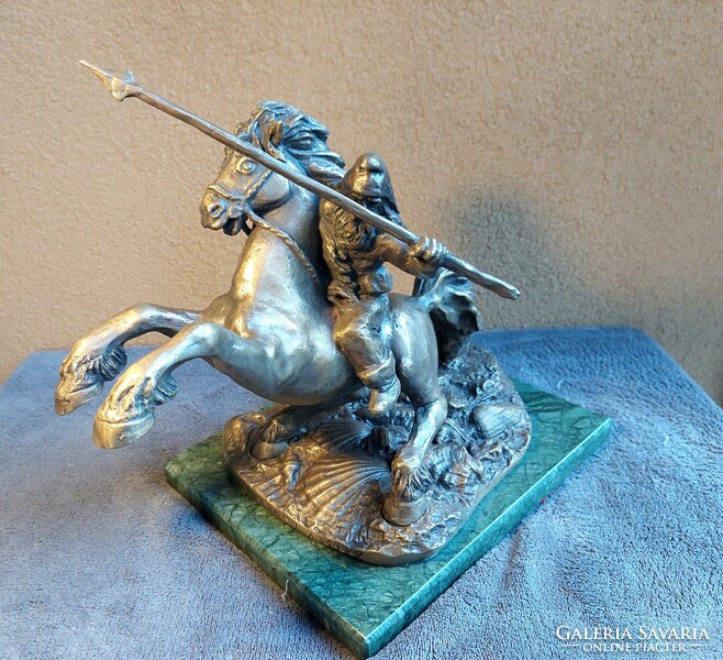 Babusa János: A bitang szkíta — egyedi bronzszobor, 24 cm