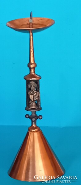 Muharos Lajos : Szombati gyertyatartó , réz , középen 2 szerzetes szobras mini szobra