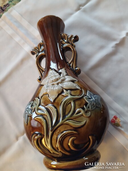 Majolika régi váza