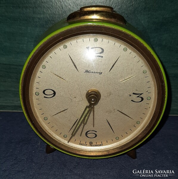 Blessing asztali ébresztős óra
