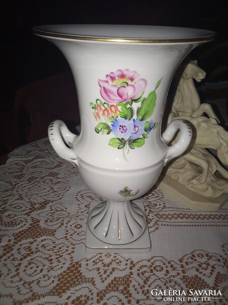 Eladó Herendi porcelán váza