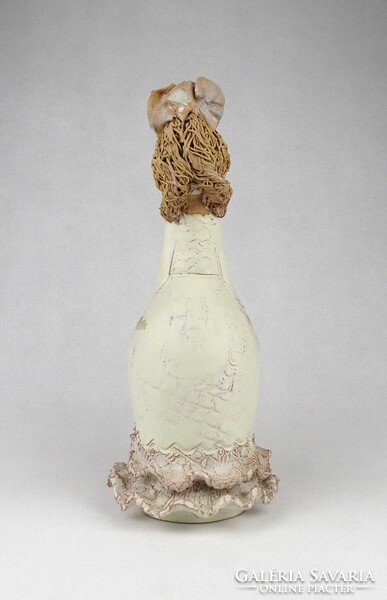 1V282 Győrbíró Enikő: fiatal lány csokorral kerámia figura 26 cm