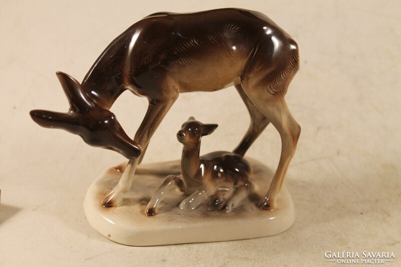 Német porcelán őz gidájával 780