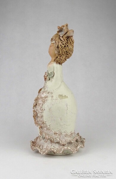 1V282 Győrbíró Enikő: fiatal lány csokorral kerámia figura 26 cm