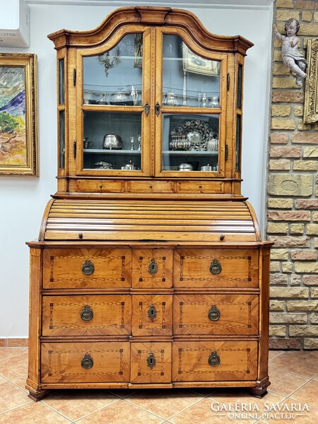 Klasszicista főúri rolós almárium 1780