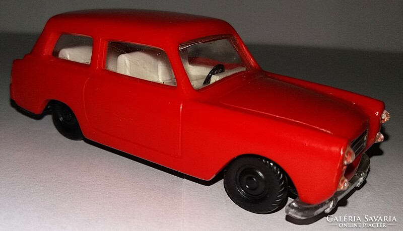1960's Retró Csehszlovákia KDN - INNOCENTI AUSTIN A/40  műanyag autó RITKA GYŰJTŐI képek szerint