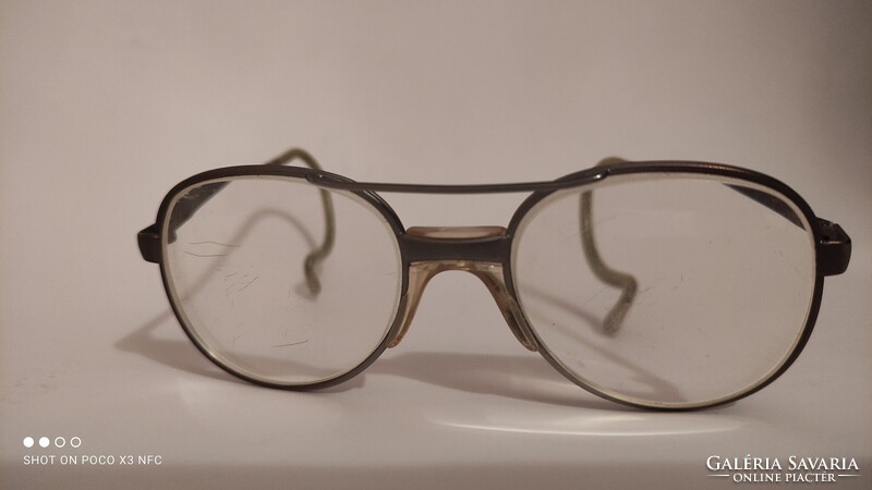 Antik régi szemüveg keret drótos