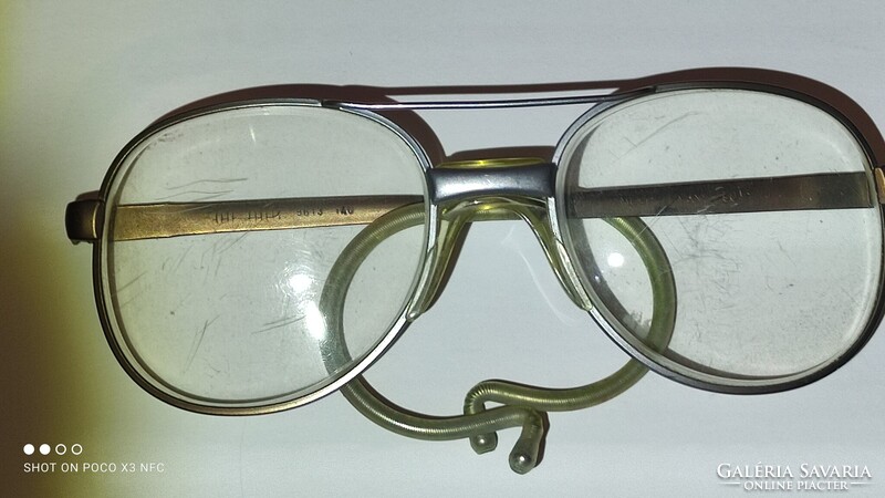 Antik régi szemüveg keret drótos