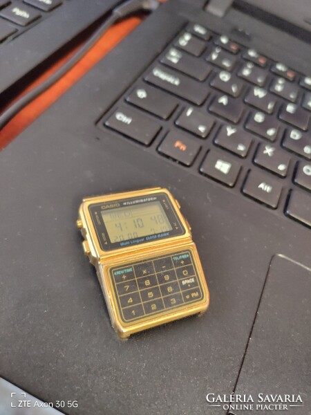 Eladó Casio Databank Sérült férfi karóra