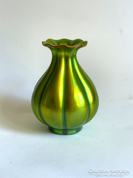 Zsolnay eozin mázas gerezdes váza