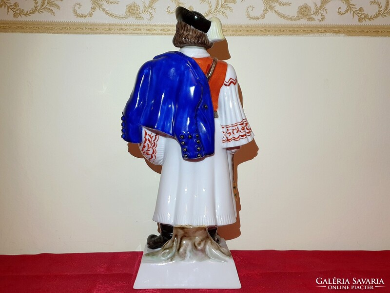 Herendi antik juhász betyár figura