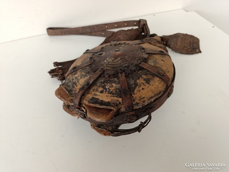 Csikóbőrös kulacs 1905 antik néprajzi népművészeti csikós pásztor eszköz szerszám címer 703