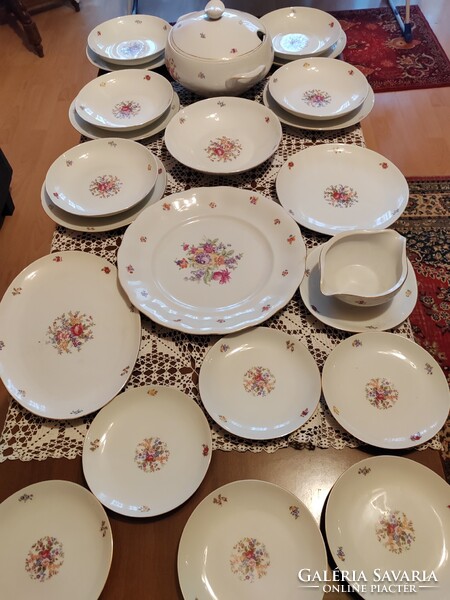 Régi, Jarolina Lengyel porcelán gyár 70-es évekből származó 22 darabos étkészlet
