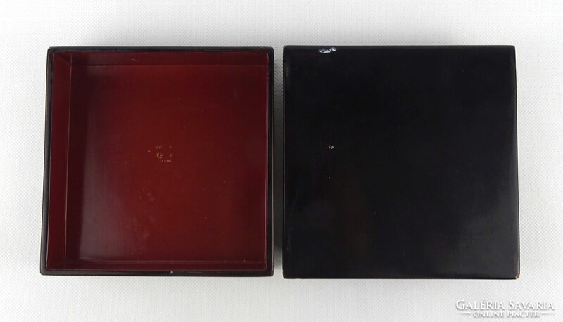 1Y171 Régi távol - keleti festett lakk doboz 15 x 15 cm